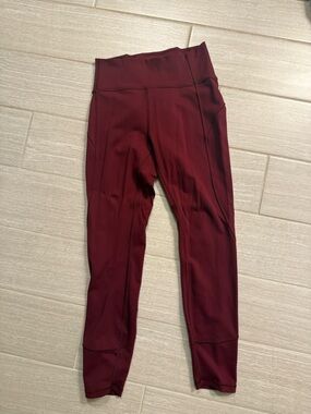 Lululemon Wunder Train High Rise Tight 25” sz 8